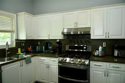 14931 SW 168th Ter, Miami, FL 33187 - Photo 4