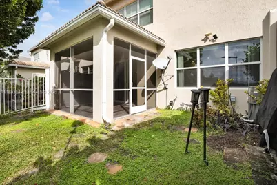 1422 Silk Oak Dr, Hollywood, FL 33021 - Photo 46