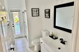 1335 E Barwick Ranch Cir, Delray Beach, FL 33445 - Photo 22