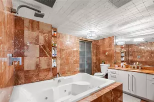 905 Brickell Bay Dr, Miami, FL 33131 - Photo 72