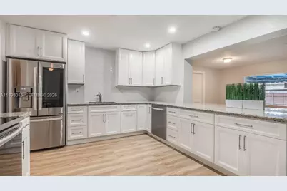 740 Beachwood Ln, Plantation, FL 33317 - Photo 8