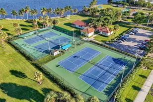 810 Lake Shore Dr, Lake Park, FL 33403 - Photo 28