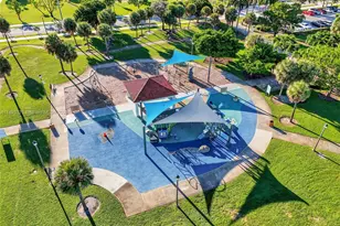 810 Lake Shore Dr, Lake Park, FL 33403 - Photo 30