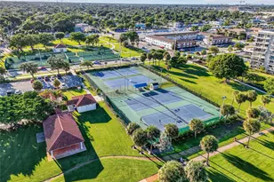 810 Lake Shore Dr, Lake Park, FL 33403 - Photo 32