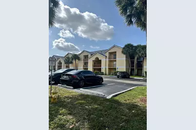 7610 Westwood Dr #122, Tamarac, FL 33321 - Photo 2