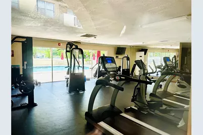 1805 Sans Souci Blvd #418, North Miami, FL 33181 - Photo 28