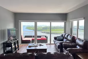 300 Bayview Dr, Sunny Isles Beach, FL 33160 - Photo 42