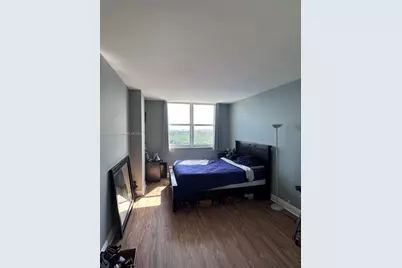 300 Bayview Dr #1206, Sunny Isles Beach, FL 33160 - Photo 44