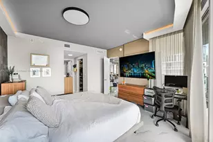 488 NE 18th St, Miami, FL 33132 - Photo 18