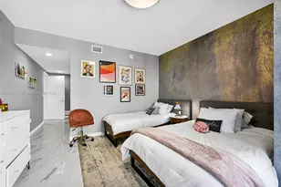 488 NE 18th St, Miami, FL 33132 - Photo 16