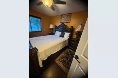 2211 NW 171st Ter, Pembroke Pines, FL 33028 - Photo 2