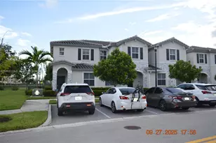 2744 SE 19th St, Homestead, FL 33035 - Photo 2