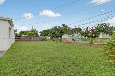 331 N 71st Ave, Hollywood, FL 33024 - Photo 44