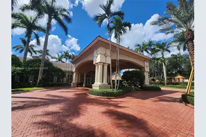 7557 NW 18th Dr, Pembroke Pines, FL 33024 - Photo 36