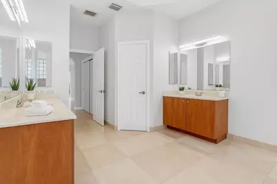 14032 NW 15th Dr, Pembroke Pines, FL 33028 - Photo 16