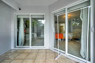 10101 SW 154th Cir Ct, Miami, FL 33196 - Photo 18