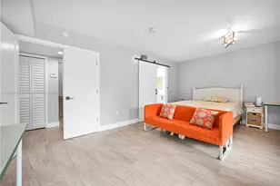 10101 SW 154th Cir Ct, Miami, FL 33196 - Photo 6