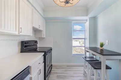 1455 West Ave #601, Miami Beach, FL 33139 - Photo 4