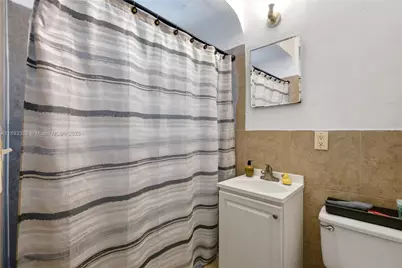 [Address not provided], Miami Beach, FL 33141 - Photo 12