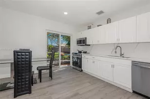 442 SW 22nd Ave, Fort Lauderdale, FL 33312 - Photo 14