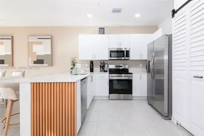 204 SW 159th Pl, Pembroke Pines, FL 33027 - Photo 16