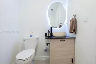 204 SW 159th Pl, Pembroke Pines, FL 33027 - Photo 6