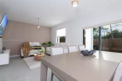 204 SW 159th Pl, Pembroke Pines, FL 33027 - Photo 14