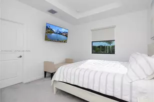 204 SW 159th Pl, Pembroke Pines, FL 33027 - Photo 20