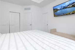 204 SW 159th Pl, Pembroke Pines, FL 33027 - Photo 22