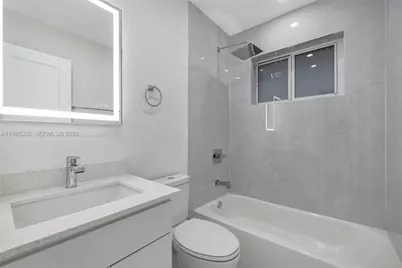 18931 NW 44th Ave, Miami Gardens, FL 33055 - Photo 12