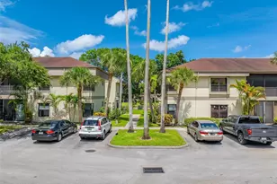 2888 S Carambola Cir S, Coconut Creek, FL 33066 - Photo 2