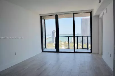 121 NE 34th St #1905, Miami, FL 33137 - Photo 10