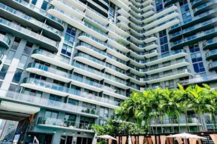 121 NE 34th St, Miami, FL 33137 - Photo 2