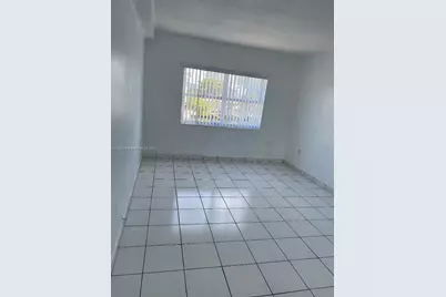 400 Kings Point Dr #328, Sunny Isles Beach, FL 33160 - Photo 10