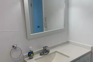 400 Kings Point Dr, Sunny Isles Beach, FL 33160 - Photo 12