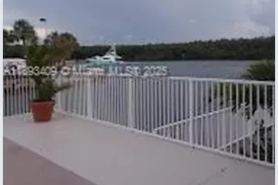 400 Kings Point Dr #328, Sunny Isles Beach, FL 33160 - Photo 6