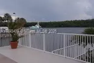 400 Kings Point Dr, Sunny Isles Beach, FL 33160 - Photo 6