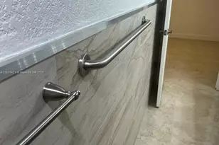 2670 W 76th St, Hialeah, FL 33016 - Photo 20