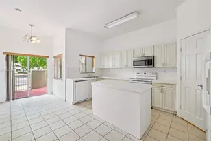 2456 SE 19th Ct, Homestead, FL 33035 - Photo 12