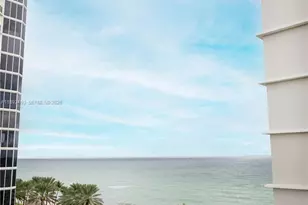 19201 Collins Ave, Sunny Isles Beach, FL 33160 - Photo 36