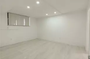 3195 Foxcroft Rd, Miramar, FL 33025 - Photo 10