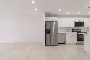 3195 Foxcroft Rd, Miramar, FL 33025 - Photo 2