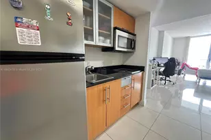 1750 N Bayshore Dr, Miami, FL 33132 - Photo 2