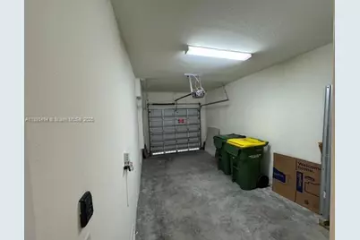 158 SE 34th Ter, Homestead, FL 33033 - Photo 10