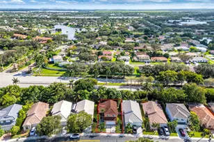 10470 SW 16th St, Pembroke Pines, FL 33025 - Photo 42