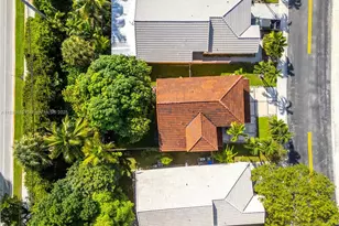 10470 SW 16th St, Pembroke Pines, FL 33025 - Photo 46