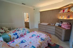 2493 Poinciana Dr, Weston, FL 33327 - Photo 22