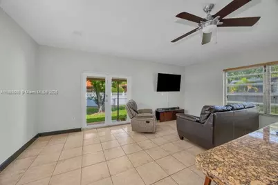 6457 SW 14th St, West Miami, FL 33144 - Photo 16