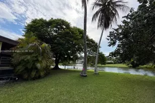 11820 SW 69th Ct, Pinecrest, FL 33156 - Photo 10