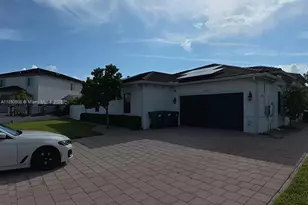 18964 SW 135th Ave, Miami, FL 33177 - Photo 4